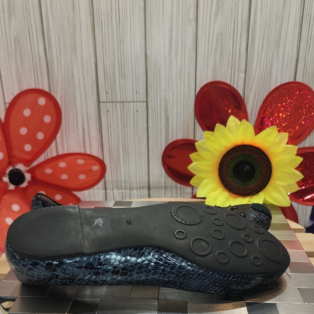 Marc Jacobs  Snake Print Flats - Picture 6 of 7
